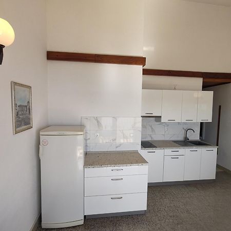 Apartment Julio โตรกีร์ ภายนอก รูปภาพ