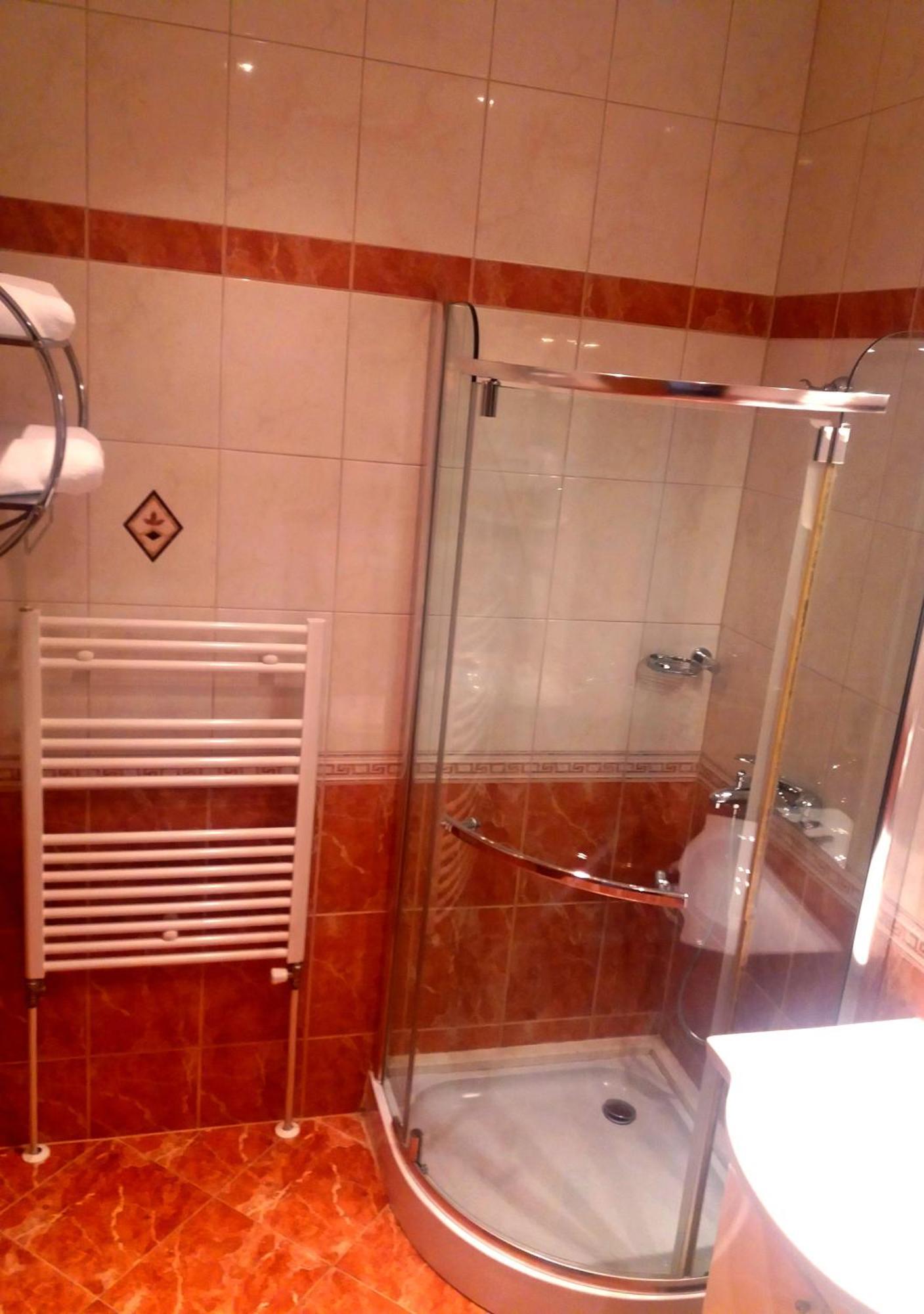 Apartment Julio โตรกีร์ ห้อง รูปภาพ