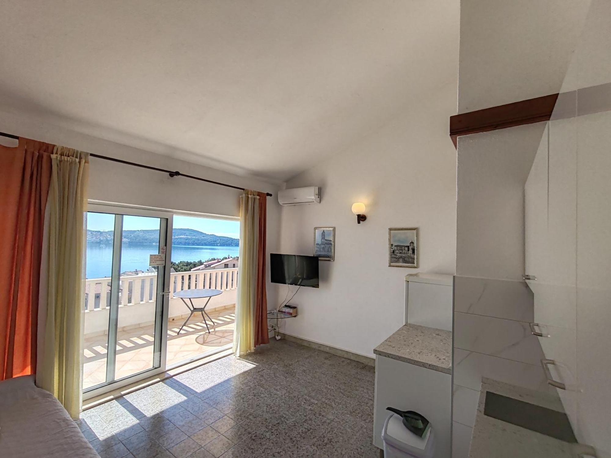 Apartment Julio โตรกีร์ ภายนอก รูปภาพ